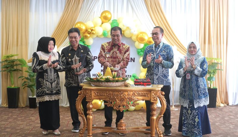 EMPAT TAHUN HADIR MELAYANI, BUPATI HSS APRESIASI PRESTASI DAN KONSISTENSI PELAYANAN DI MPP HSS