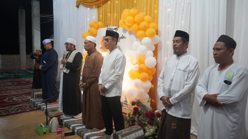 WABUP HSS HADIRI HAUL SYEKH AS-SAMMAN AL-MADANI DAN TASYAKURAN AQIQAH DI PADANG BATUNG