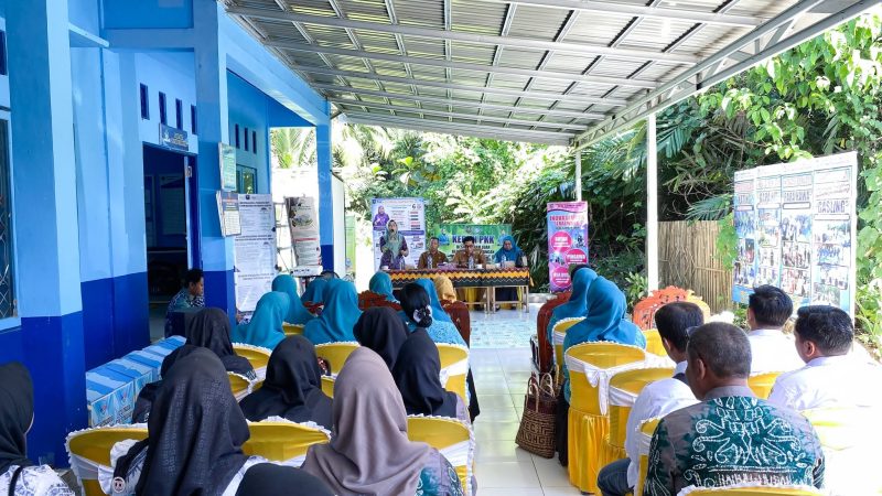 POSYANDU FLAMBOYAN GAMBAH LUAR JADI LOKASI STUDI TIRU DUA POSYANDU DARI KECAMATAN HALONG