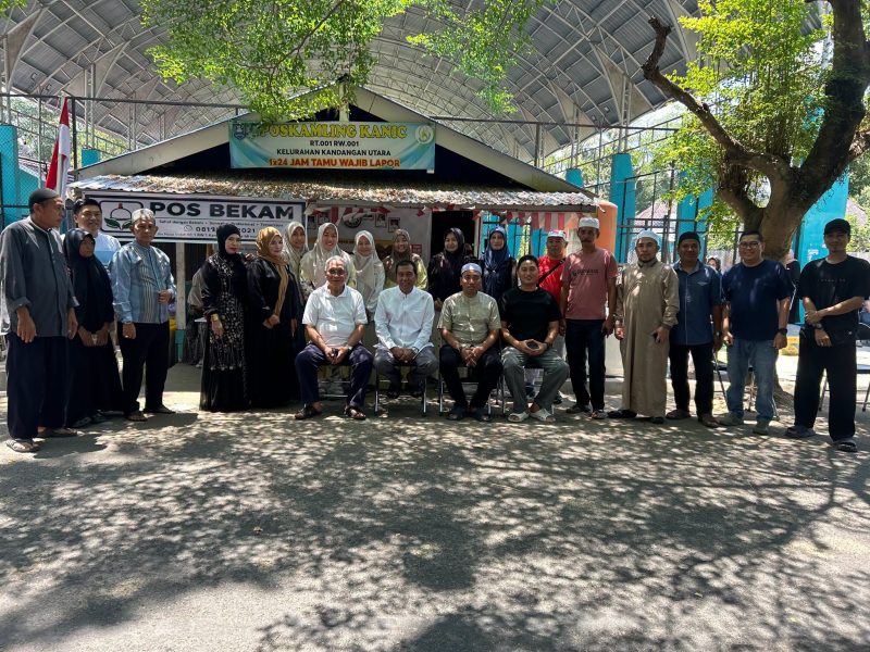 SEMARAK MAULID NABI MUHAMMAD SAW, BUPATI HSS HADIRI WARUNG GRATIS DI KANDANGAN UTARA