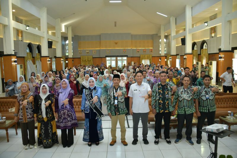 SEMANGAT PERKUAT PENGELOLAAN SATUAN PENDIDIKAN, BUNDA PAUD BUKA BIMTEK PENDIDIKAN